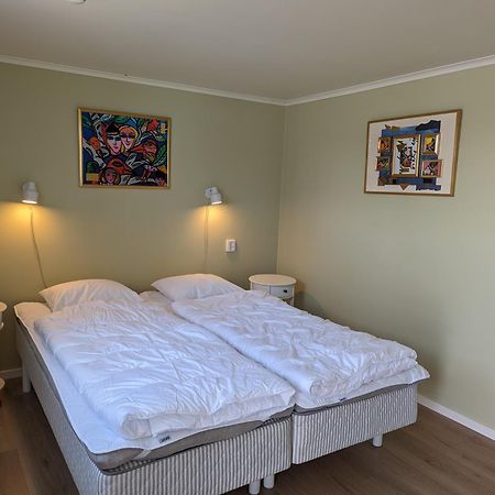 Varhaga Vandrarhem Sjuntorp Buitenkant foto