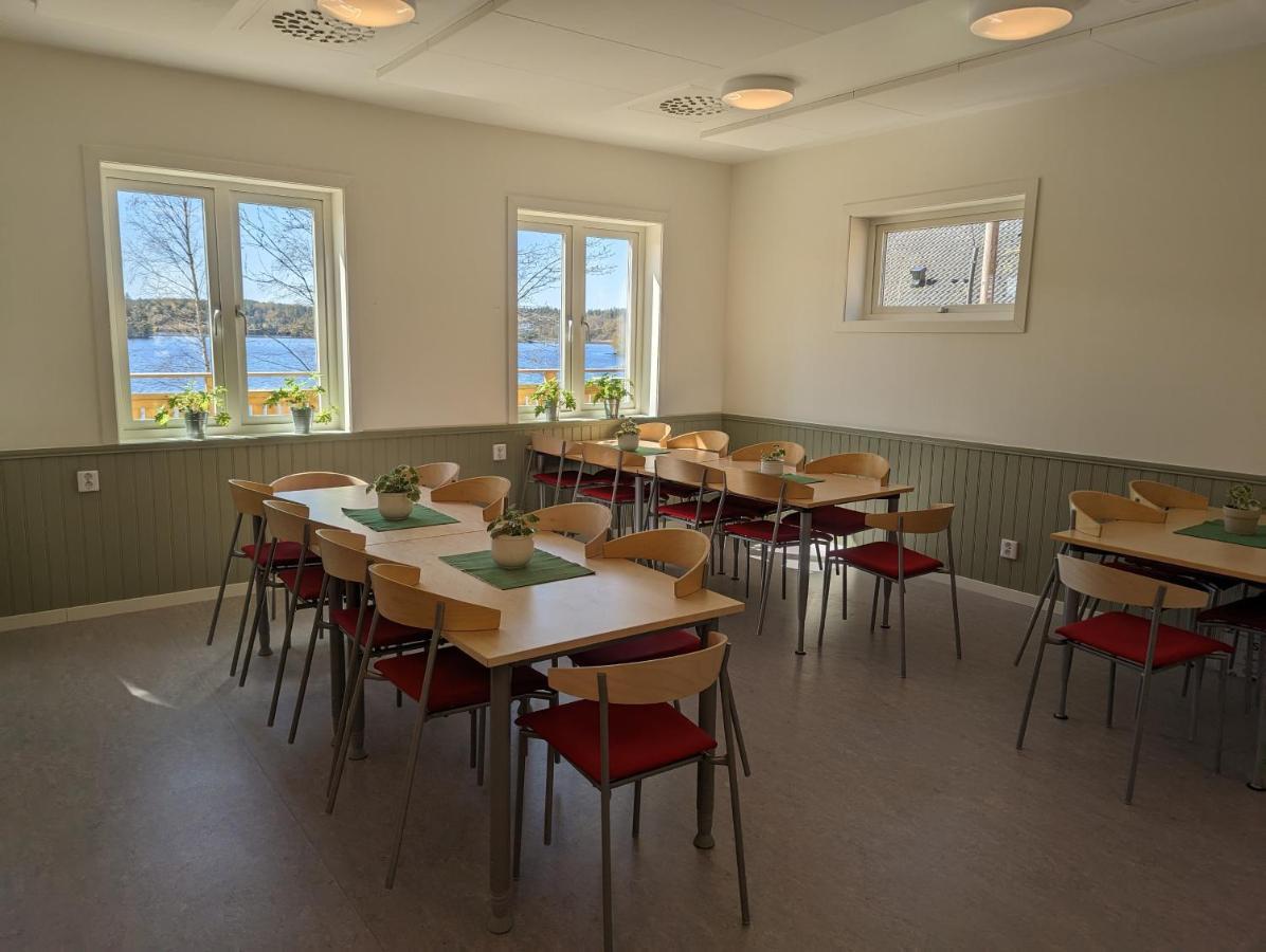 Varhaga Vandrarhem Sjuntorp Buitenkant foto