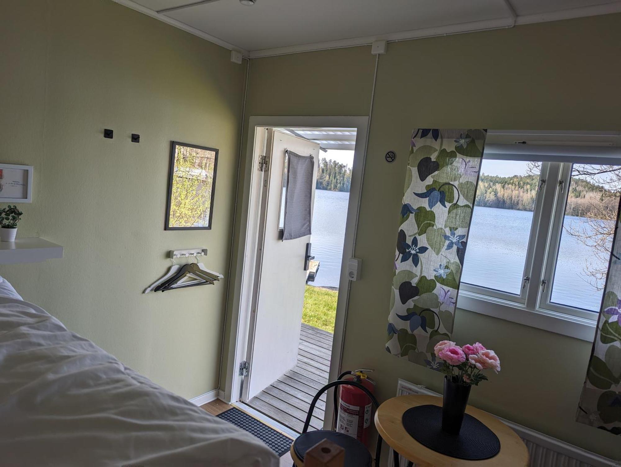 Varhaga Vandrarhem Sjuntorp Buitenkant foto