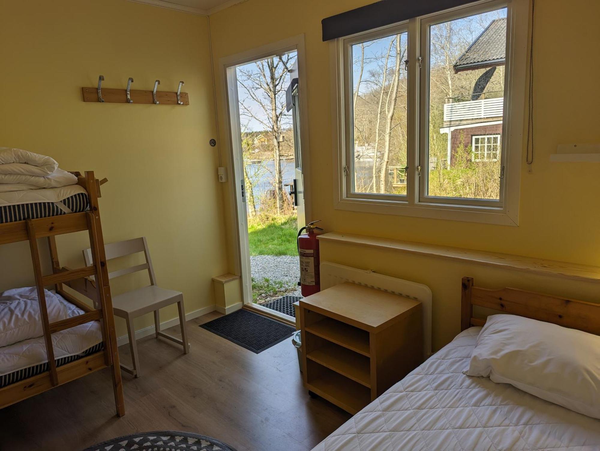 Varhaga Vandrarhem Sjuntorp Buitenkant foto